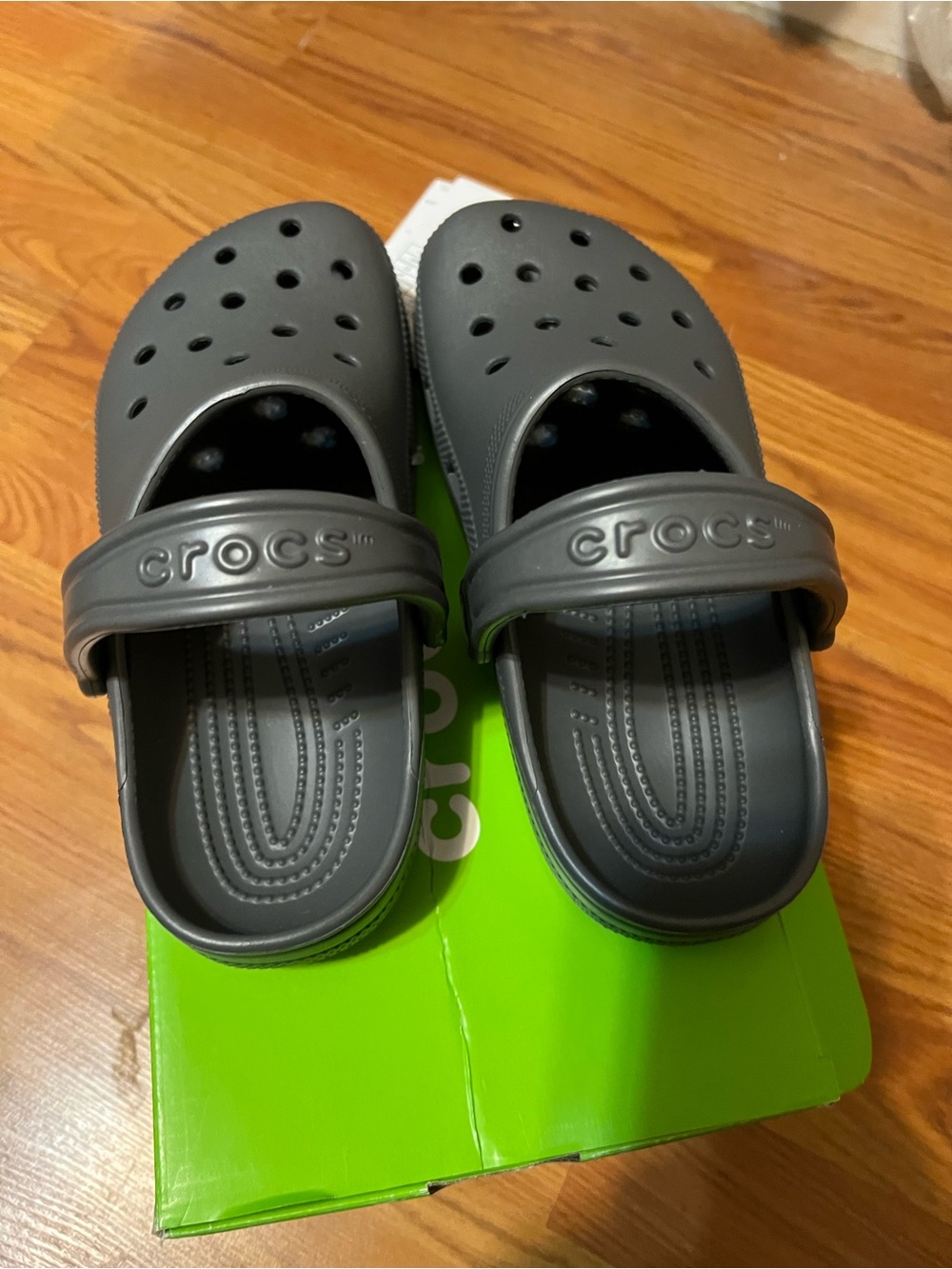 CROCS Classic Clog Box Label - Bright Green with White Label size for men 4 and